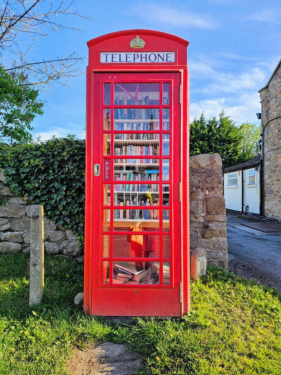 JackieGMs66's tweet image. Good afternoon #goodafternoon #phonebox #library