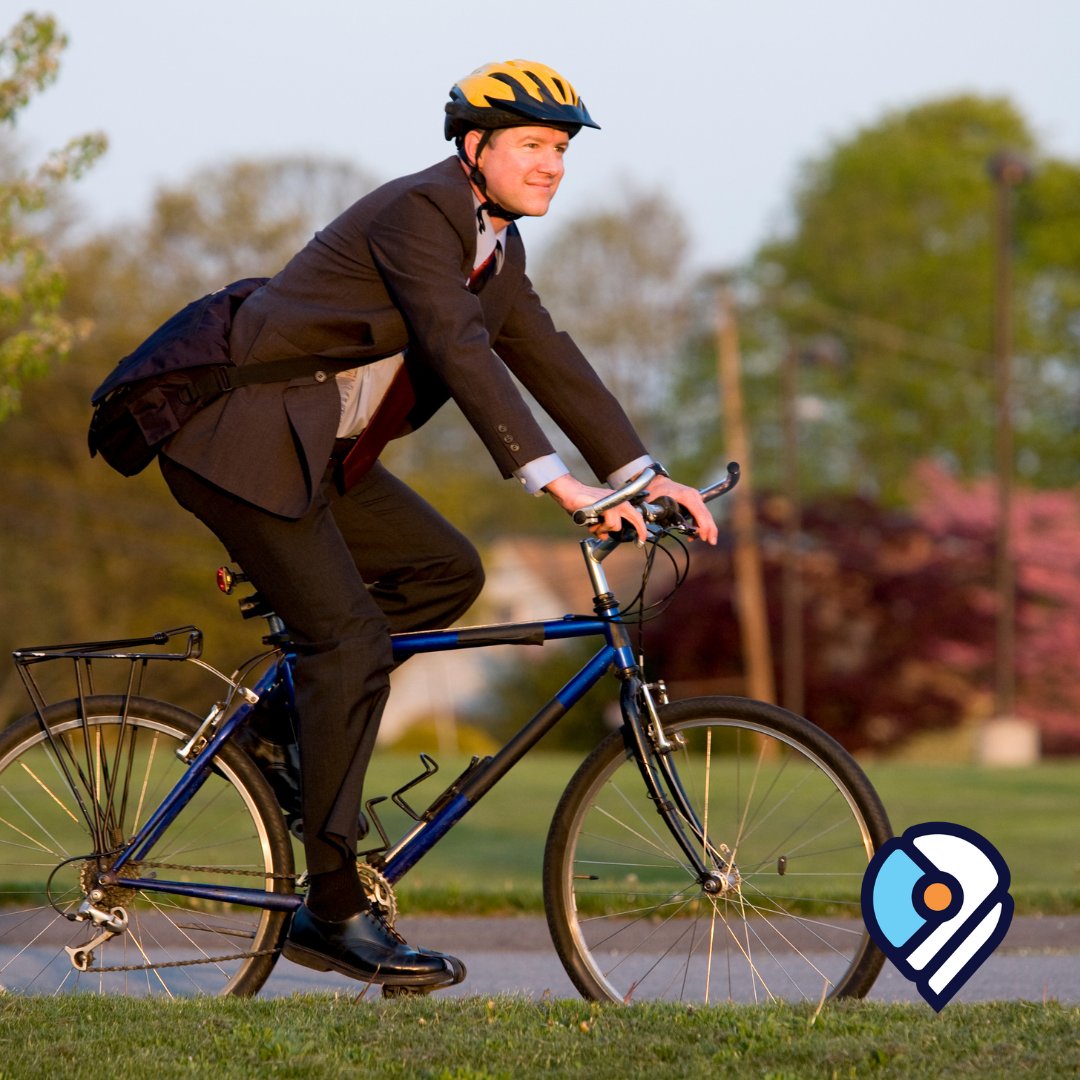 Biking to work is just one the great ways to green commute. Louisville Metro is looking for feedback to help further bike infrastructure in this region. Visit bit.ly/4degLBB to help pinpoint areas of improvement and needs. 
#everycommutecounts #biketowork
