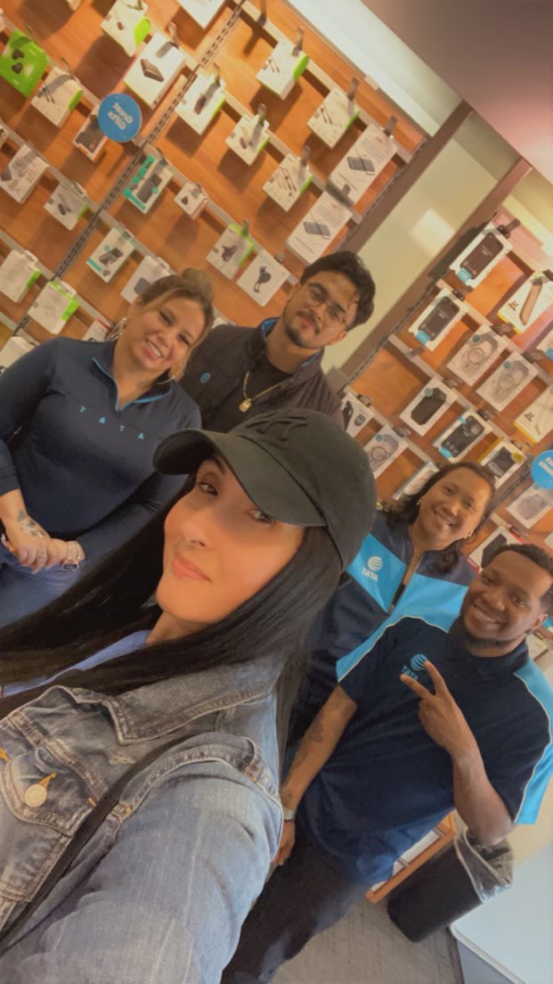 Flora Colon tweet media