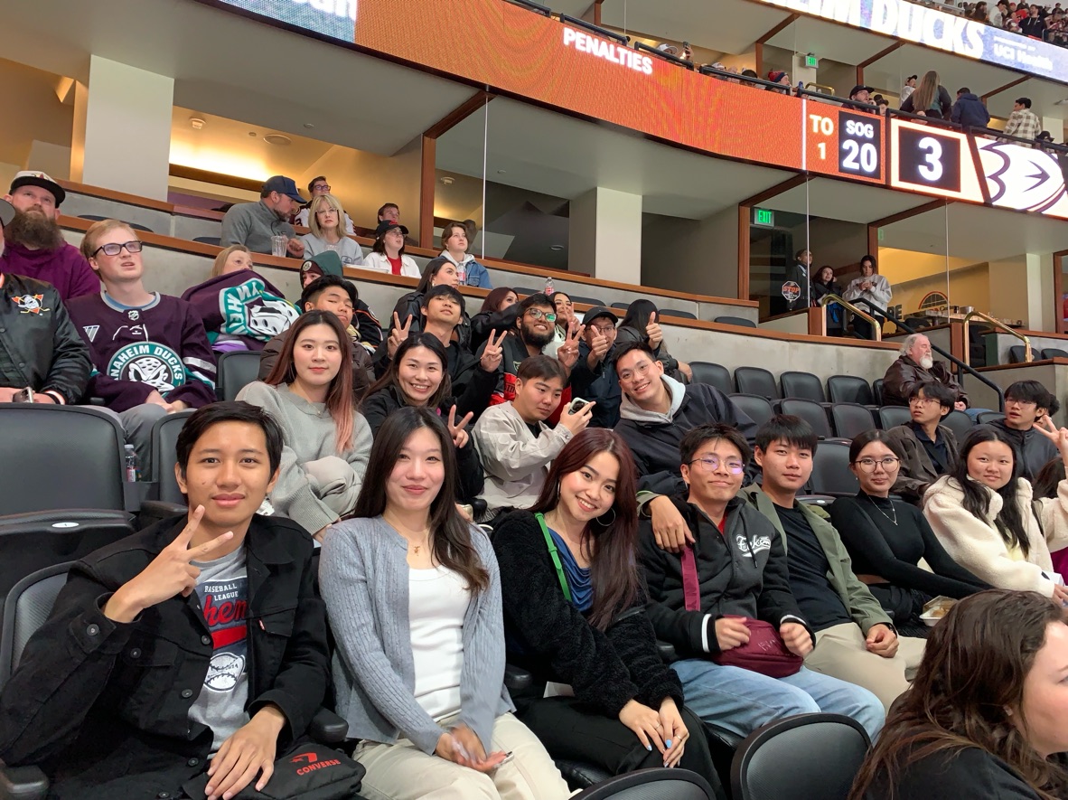 mtsac_isp's tweet photo. Our previous Explorer Series field trip to Anaheim Ducks game! https://t.co/DZ1HQtyzCV