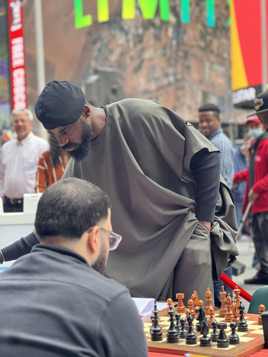 Tunde just won his second opponent 

Let’s go ❤️‍🔥❤️‍🔥❤️‍🔥❤️‍🔥

#ChessMarathonForChange