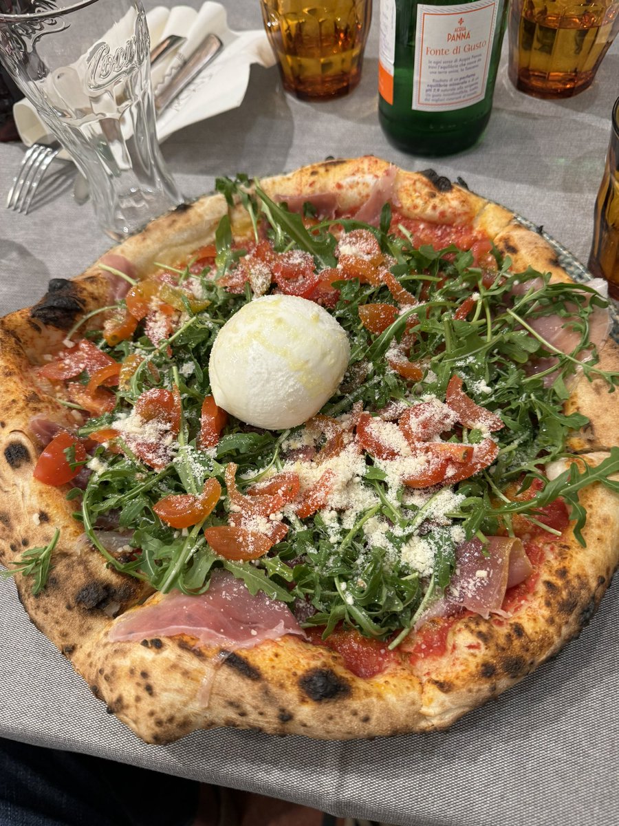 Pasta d’Autore “Parma” pizza 🍕 in Milan was the best I’ve had anywhere in 🇮🇹 Italy