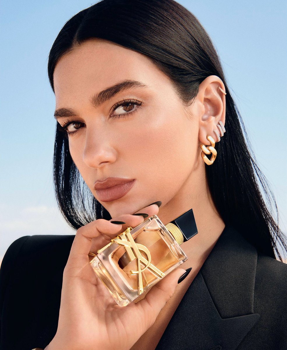 📸 | New photo of @DUALIPA for @yslbeauty