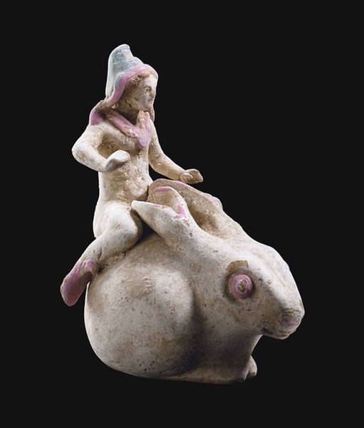 Un joven jinete montado sobre un ¿conejo gigante? Figura de terracota del siglo III a.C. (Italia)