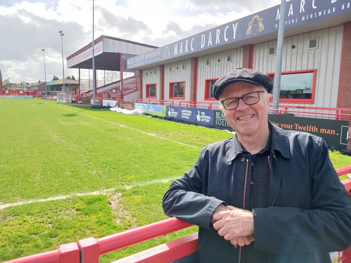 It Started With A Kick (@iswakpodcast) on Twitter photo 🏟🏟🏟🏟🏟
In this week's episode, <a href="/jimw1/">Jim White</a> chats to <a href="/rcfoster/">richard foster</a> about the first game he ever attended <a href="/altrinchamfc/">Altrincham FC</a> v <a href="/BarrowAFC/">Barrow AFC</a> at Moss Lane
Watch or listen now:
📺 youtu.be/6-jiBx6Q1Tw
📻 pod.fo/e/2318d8 🏟🏟🏟🏟🏟
In this week's episode, <a href="/jimw1/">Jim White</a> chats to <a href="/rcfoster/">richard foster</a> about the first game he ever attended <a href="/altrinchamfc/">Altrincham FC</a> v <a href="/BarrowAFC/">Barrow AFC</a> at Moss Lane
Watch or listen now:
📺 youtu.be/6-jiBx6Q1Tw
📻 pod.fo/e/2318d8