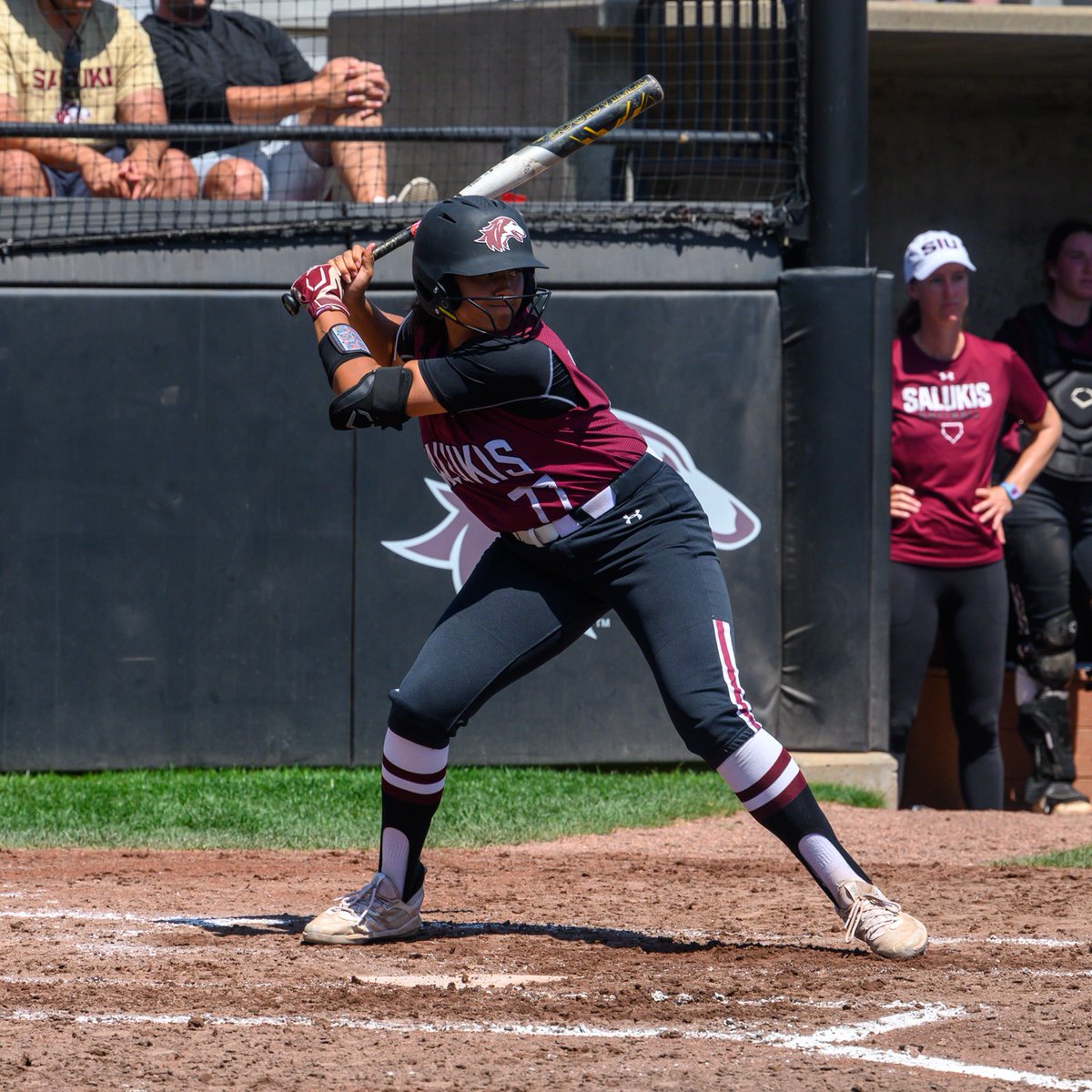 Feature | New Environment has Allowed Sidney Jones to Flourish in Carbondale 📈

FULL STORY: saluk.is/3W2cKKg

#Salukis | <a href="/sidneyjones21/">sidney jones</a>