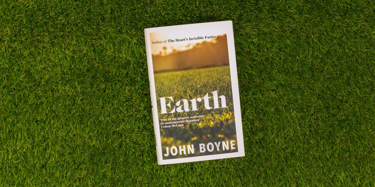 Published TODAY! 📚🍾⚽️ EARTH, the second book in my 4-novella sequence THE ELEMENTS. (@DoubledayUK) linktr.ee/johnboyneeleme…