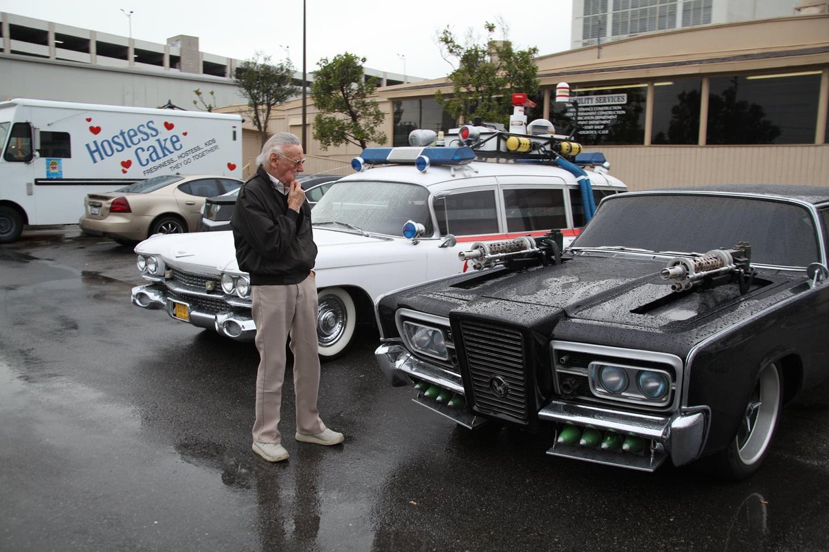 Imagine that you had the opportunity to take a spin with Stan in one of these classic rides. Which car are you choosing? #StanLee #WaybackWednesday