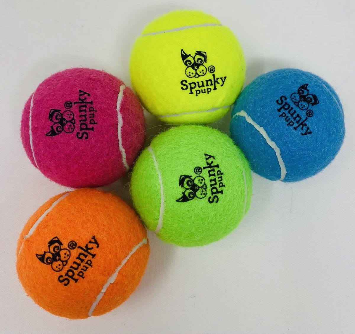 📣 We have an exciting announcement!! 🐶 All orders between now and Friday get a FREE bright colored & spankin new tennis ball 🎾 Yippeee!! Shop now 👉 barkandbeyondsupply.com #balls #dogs #dogsofx #dogsoftwitter #Wednesdayvibe #shopsmall #SmallBusiness @WCrates…