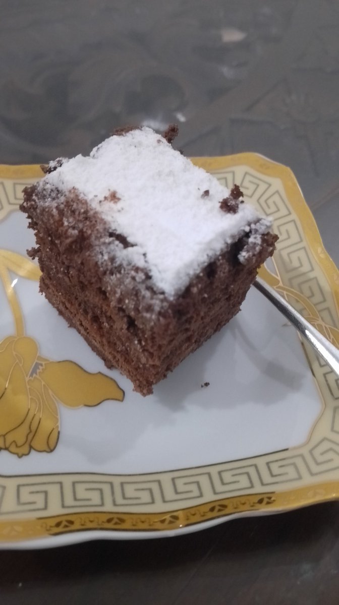 tharstudy's tweet image. 🧸 evening productivity's recap - appreciate little things
— finishing some tasks
— finishing gform
— scanning important certificates
— desert as reward

🧸 reflection
— i become more productive at night because it less distraction
— i'm able to multitasking
— key: laptop is open