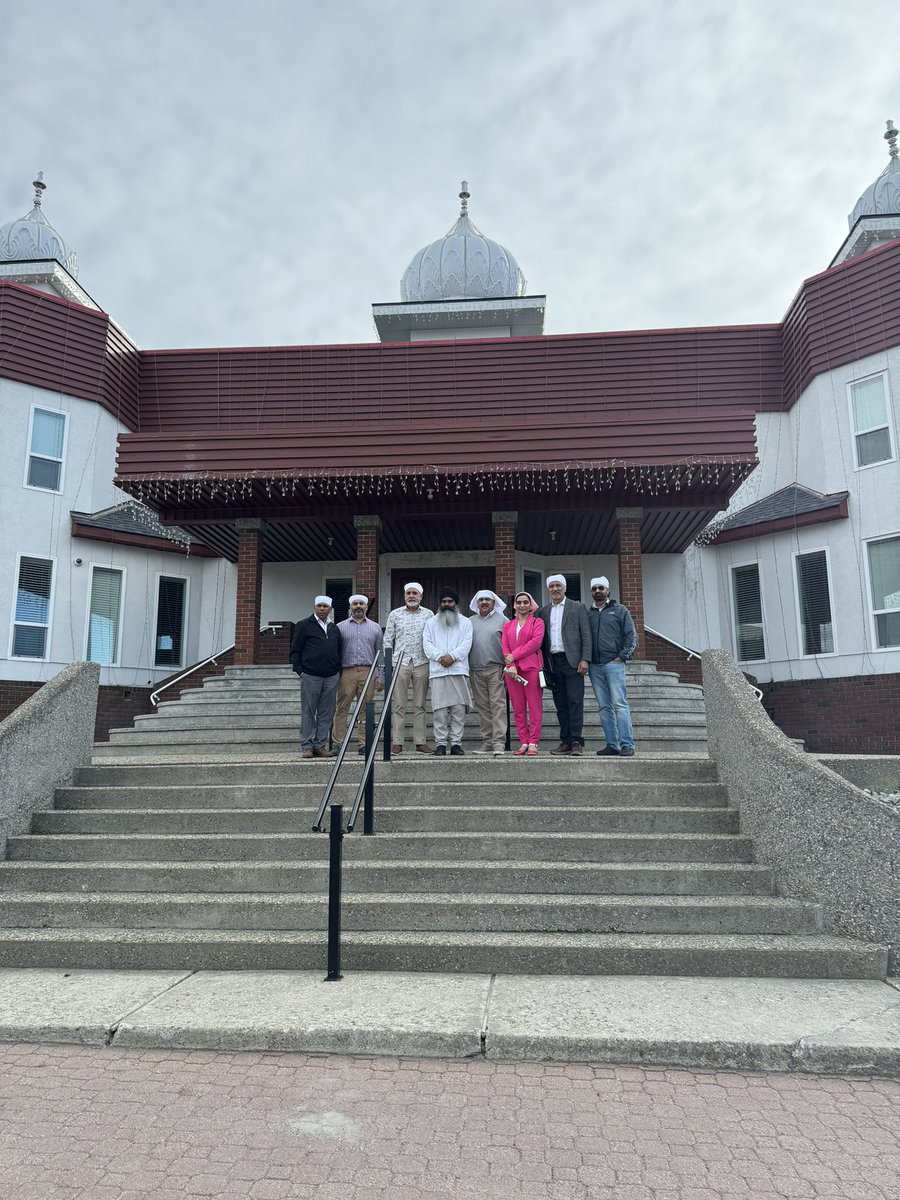 HarryBainsSN's tweet photo. Had a great time in Vernon this past week. I took part in valuable discussions with nurses, teachers, firefighters, farmers, nonprofits &amp; others.We also discussed the recent FPT Labour Minister meeting and the importance of participating in the ongoing #LabourRelationsCode Review https://t.co/yfgE9YWnk2