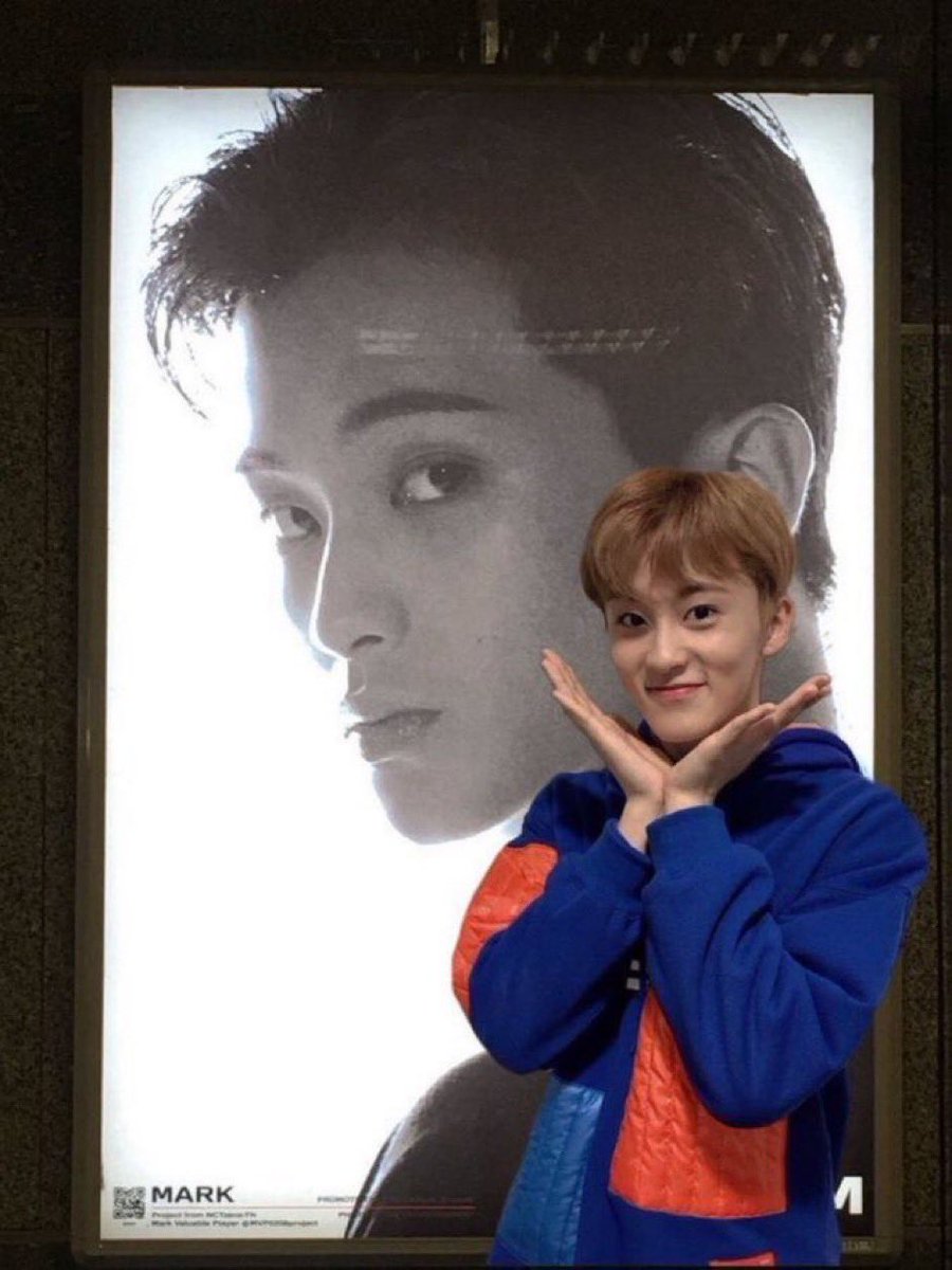 99diealone's tweet photo. เหมือนคนละคน แต่คนเดียวกัน  555555 https://t.co/xPKTcBoDuZ