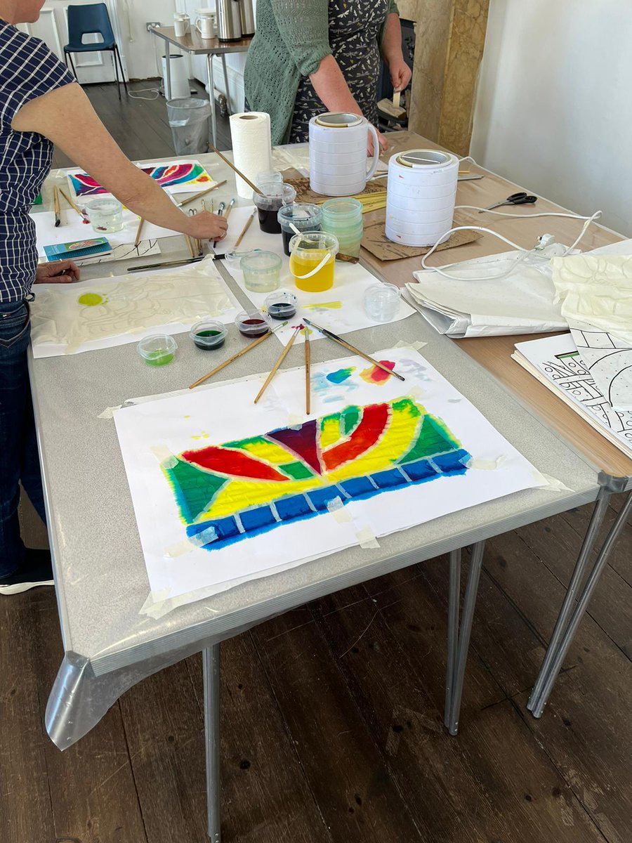 We are excited to announce our partnership with @Kinetika as part of the Leith community flag making project 🖌️ Our team had a great day yesterday at Custom House Leith with the Leith Heritage group. Yesterday we worked on the ‘past’ section 🎨 #Leith #Historic #ForthPorts