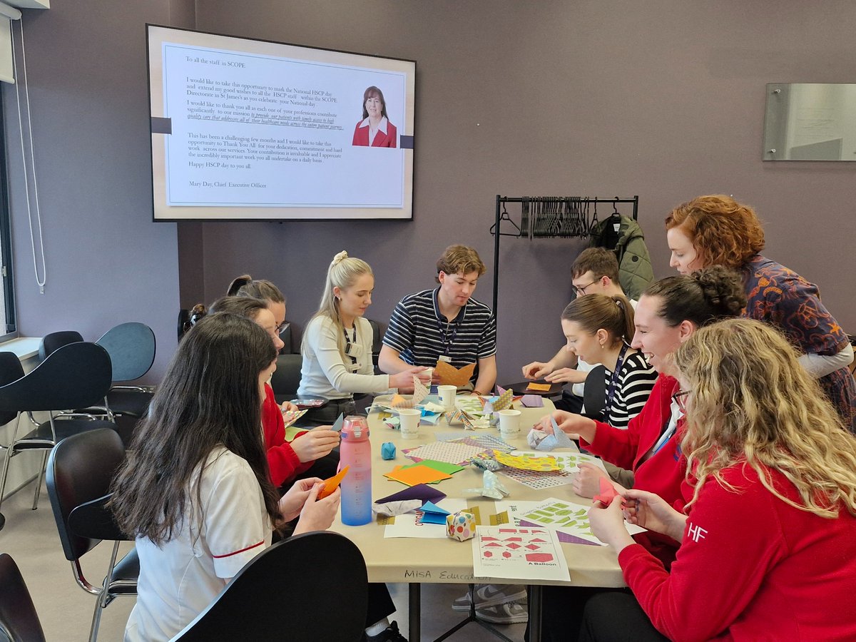 AlisonEnright2's tweet photo. Happy @WeHSCPs Day.

We embraced partnership &amp; creativity today with some wonderful activities ...

👉 @stjamesdublin @RoNevx   staff choir performance in celebration of HSCP 

👉 arts in health creativity session with artist Emma McKeagney

Super team. Thank you 4 all you do. https://t.co/6UrTE2iGfT
