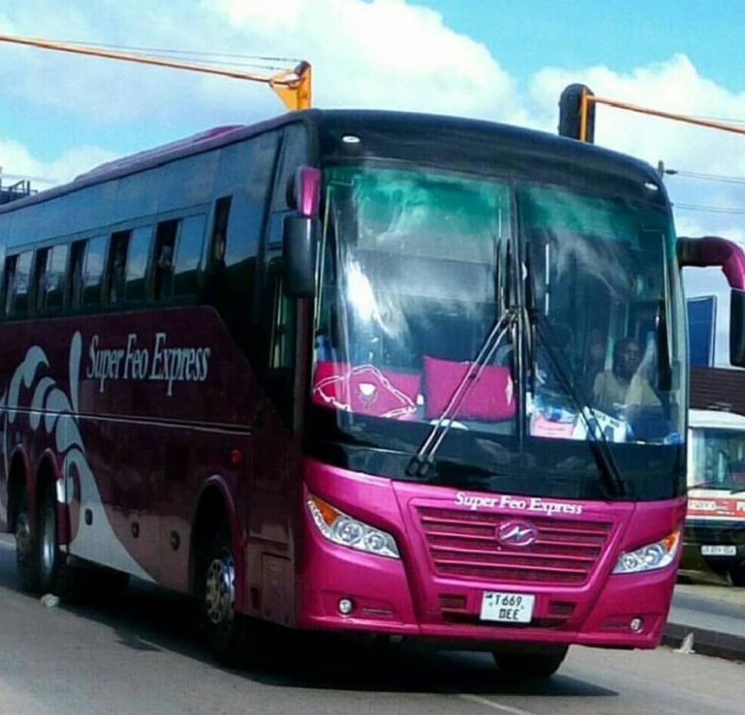 TBoundBuses's tweet photo. Kuna raia wanaamini kuwa Michina haidumu, hivi DEE zilikuwa mwaka gani?
Kitambo sana Hivi Sasa
#SuperFeoExpress #ZubeTrans https://t.co/CP8sOs6I58