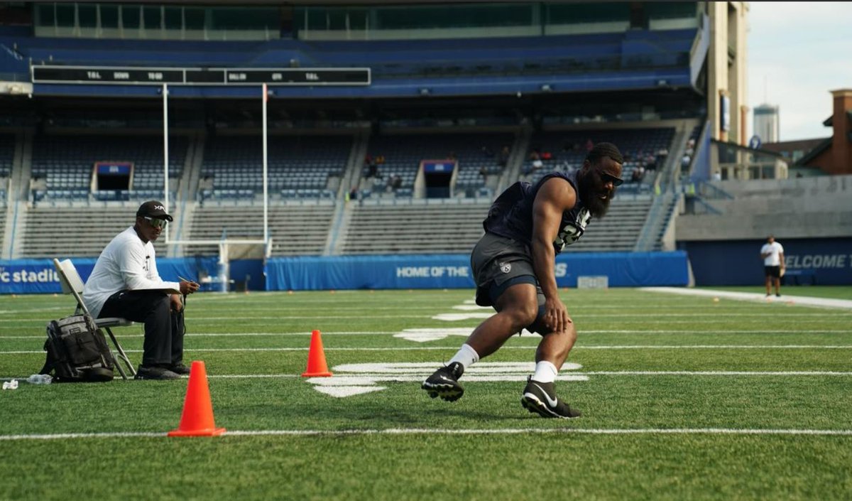 “If you do the bare minimum, expect bare minimum results. You want to be great, work to be great.” - J.J. Watt What are you doing to be great? #ANC #ANCCombines #football #jjwatt #football #athletes #inspirational #quotes