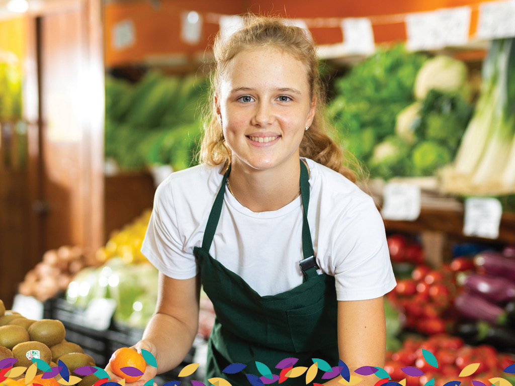 Do you have a teen about to start looking for their first job? It can seem almost as intimidating for you as for them! Here are some tips to help make it easier for both of you. Learn More: rgcu.org/prepare-teen-f… #FirstJob #CUsDoItBetter #RGCU #RioGrandeCU