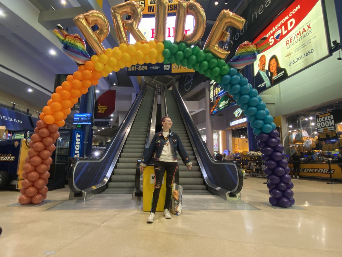 bunnnies24's tweet photo. @PredsNHL @BrdgstoneArena I gotta go with my very literally #predspride pride night look! https://t.co/jNVm8XWlI1