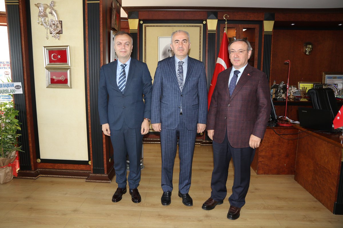 Çaykur Genel Müdürü Yusuf Ziya Alim ve Genel Müdür Yardımcısı Erdinç Hatinoğlu'na ziyaretlerinden dolayı teşekkür ederim.
