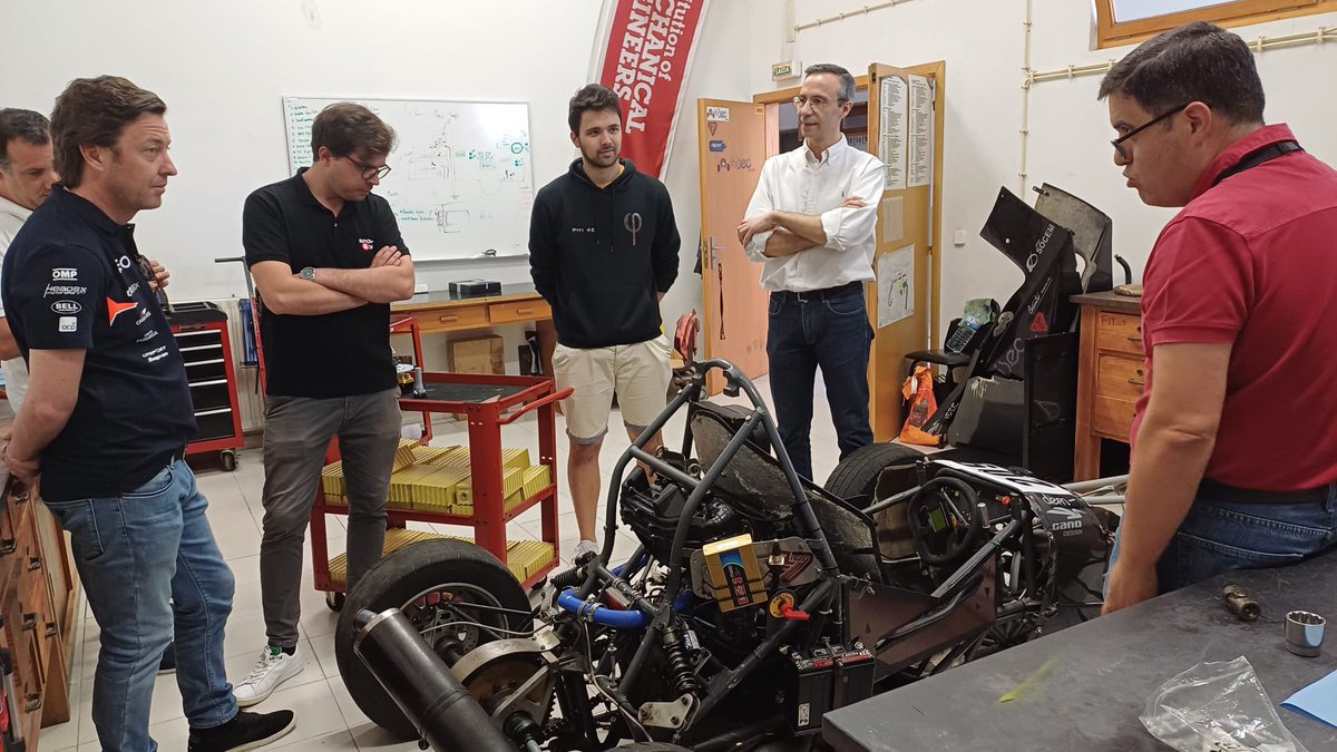 Foi um enorme prazer participar nas Jornadas do Departamento de Engenharia Mecânica do Instituto Superior de Engenharia de Coimbra e poder satisfazer as curiosidades demonstradas, por estes jovens estudantes, sobre a minha carreira desportiva. 
Parabéns #ISEC / #Fpak