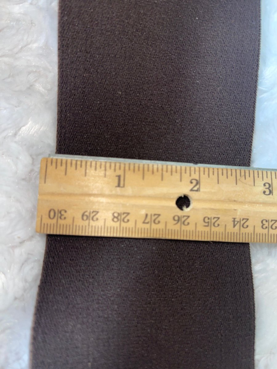 Dive into your next DIY project with Chocolate Brown boxer knit waistband elastic! At 2.75” wide, it's the perfect touch for custom-made boxers.

etsy.com/listing/686023…

 #DIYSewing  #LingerieMaking
#diy #sew #sewing #learntosew #sewingsupplies #sewlingerie #elastic #fyp