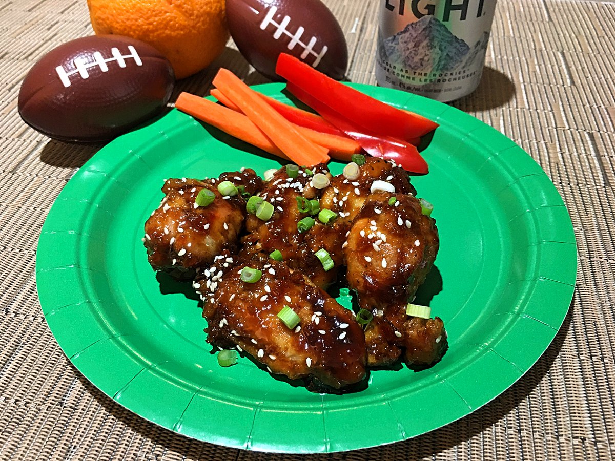 clubfoody1's tweet image. Tonight is chicken wings! What's your favorite flavor?

Mine are Teriyaki, Buffalo, &amp;amp; Orange Sriracha...