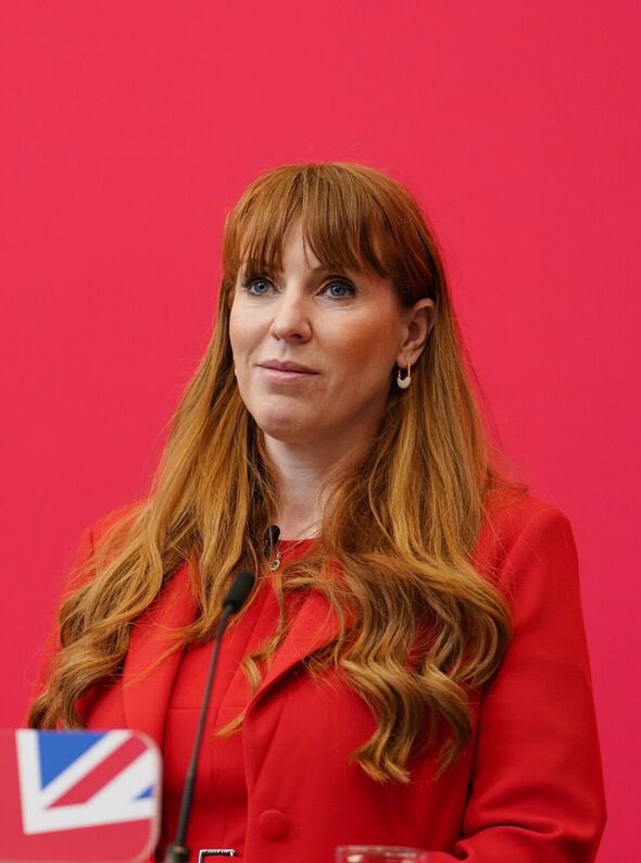 With every day of grubby Tory harassment and bullying that passes, Angela Rayner is becoming more popular - the people’s deputy PM. #PMQs #ToryGaslighting #GeneralElectionN0W