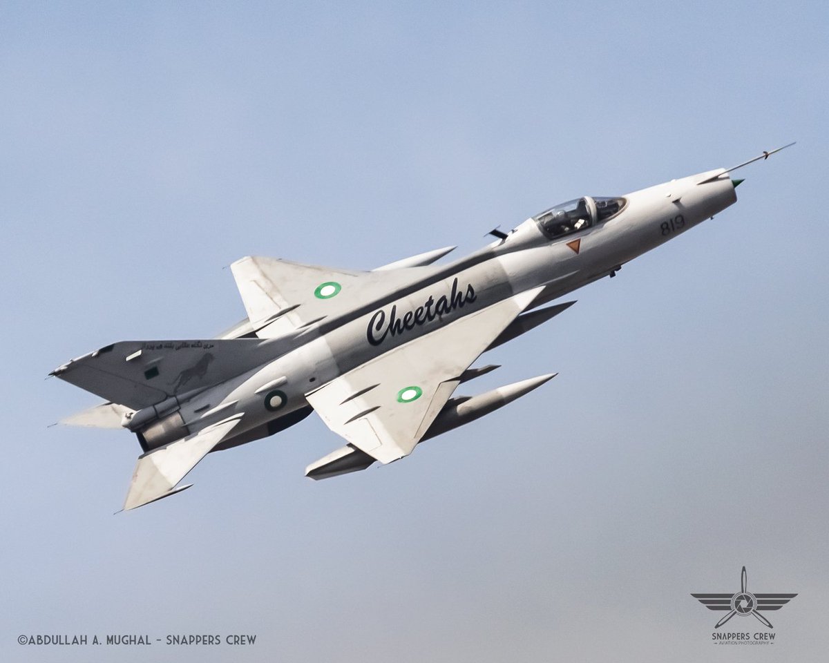 Chengdu F7: Soaring Beyond Limits!
.
.
Image Credit: 
Abdullah A.Mughal-Snappers Crew

#snapperscrew #pakistanairforce #aviation #aviationphotography