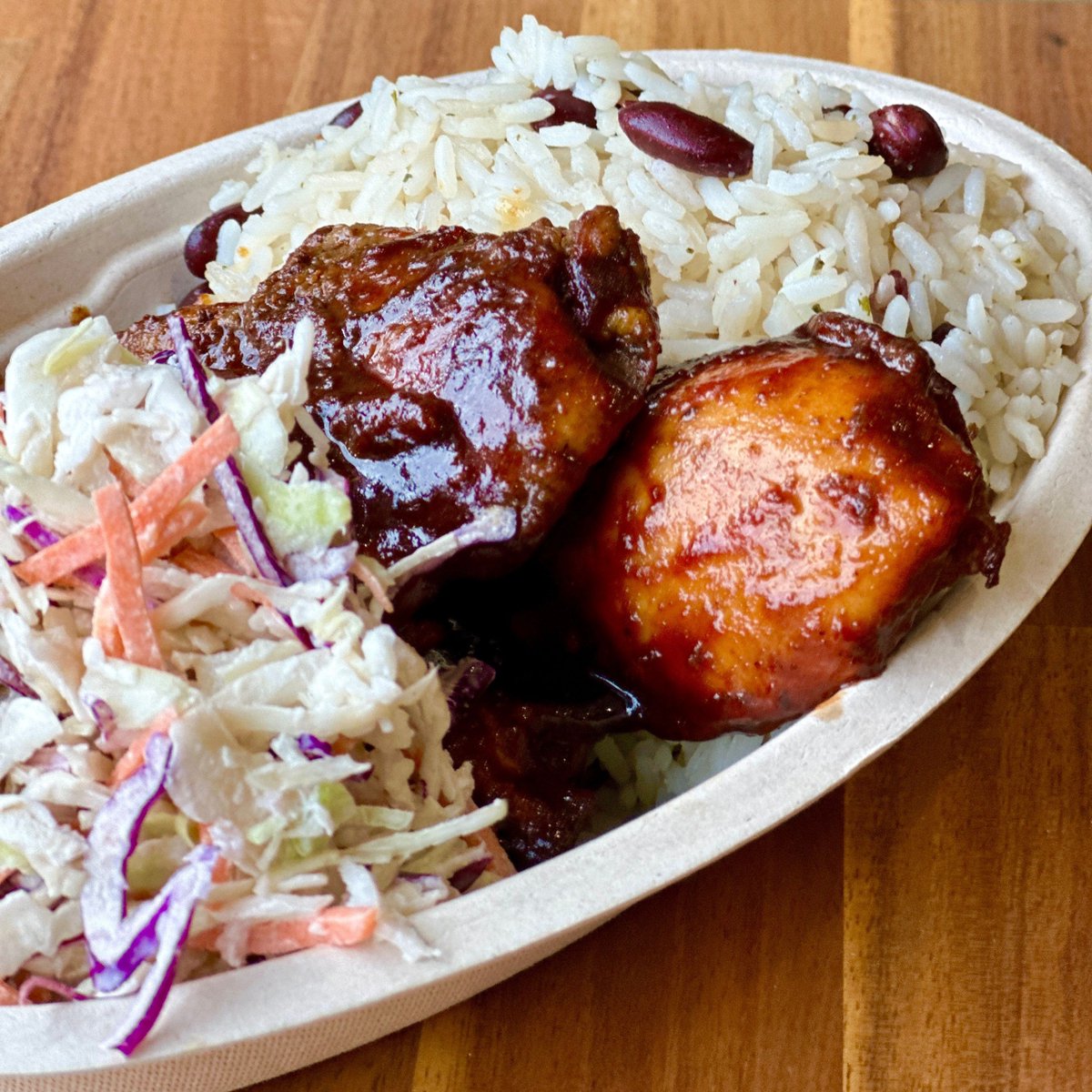 BBQ Chicken with Coconut Rice and Slaw.  A must for any Wednesday.

#joeyturks #hamilton #islandgrill #bbqchicken #islandflavours #lunch #dinner #realfood #islandvibes