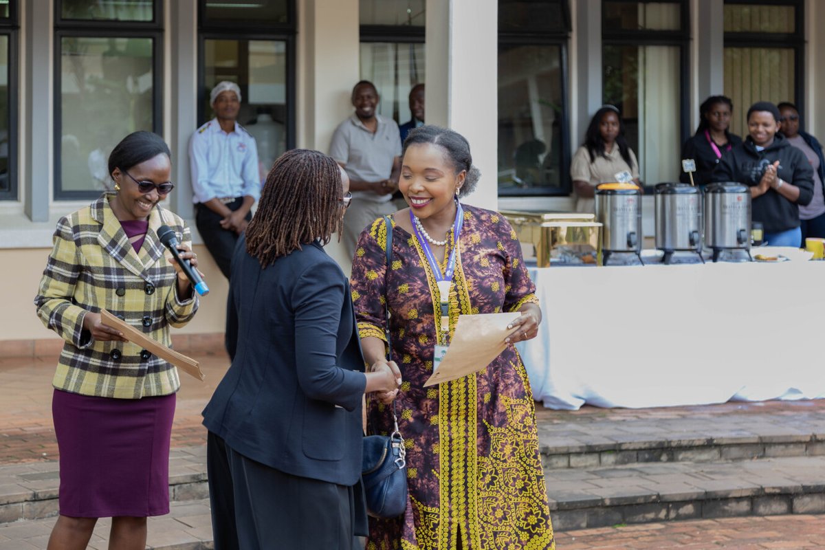 At the heart of CIFOR-ICRAF's groundbreaking research on #Trees4Resilience are our incredible staff. 💚 Huge congrats to our supervisors, team leaders, and managers who graduated from the 'Building Competence and Confidence in Supervision Training Workshop.'👏 #StaffDevelopment