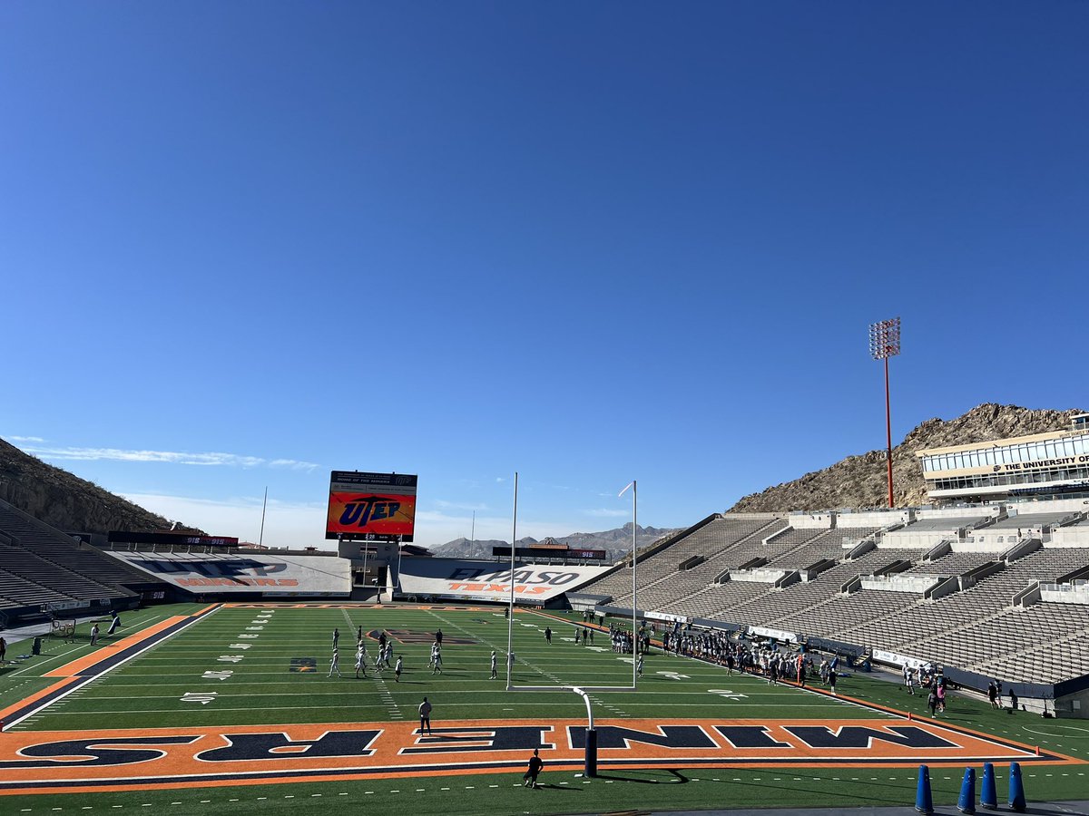 Parents and coaches, if you want your kids to be molded into a Christian man of character and toughness send them to @UTEPFB and let @CoachSWUTEP develop them. The post practice prayer and personal development session was impressive! #LeadershipMatters