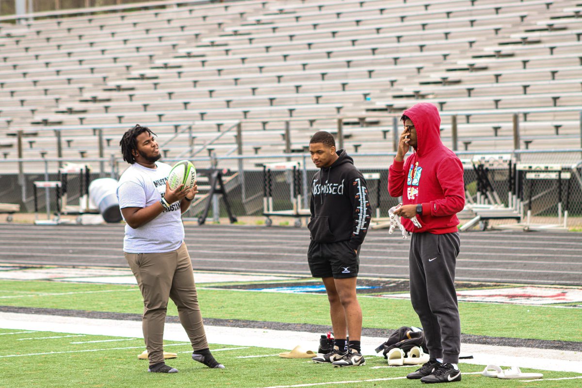TrayshonShaw's tweet photo. 1% Everyday @_KaGedAnimal @901Rugby @PrimeTimeLan @DlineCoachEd @CoachHerb1 @YouAreHouston https://t.co/HjtsGDQpvO
