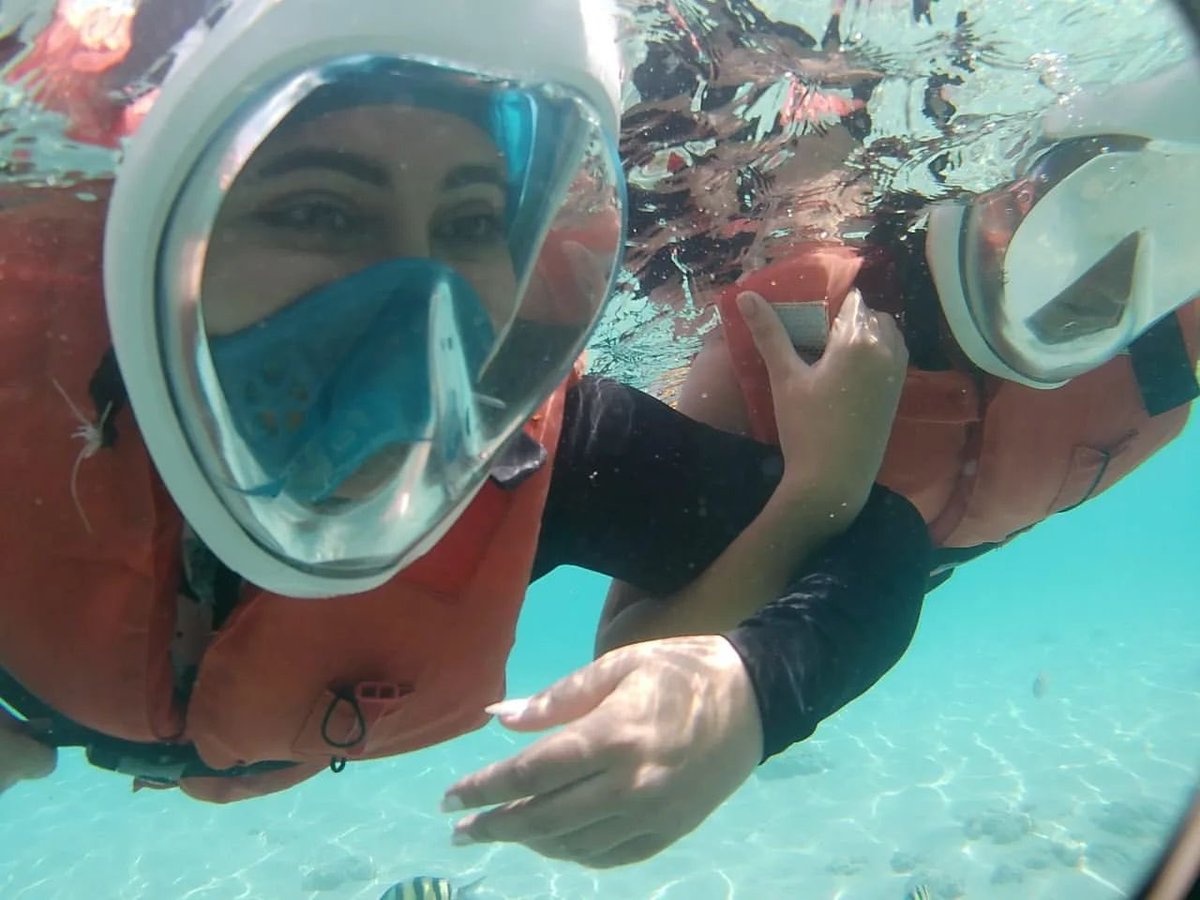 Under water diving ❣️ have fun but be safe #RashamiDesai #Rashamians ⁦@TheRashamiDesai⁩