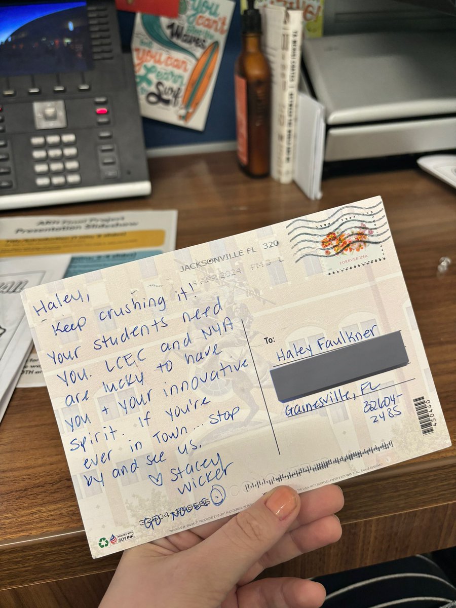 HaleyFaulknerLS's tweet photo. A lil in-state rivalry #MarchMail from #N4ALCEC pal Stacey at FSU! (Donโt worry - not gonna let my students see the โGo Noles!โ) ๐ #LearningSpecialistMagic https://t.co/oVIIVpqDdT