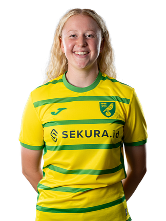DussindalePrim1's tweet photo. It was lovely to have Norwich City footballer Freya Symonds in school today to talk about her journey to become a successful footballer. We are also delighted that Freya will be back in Summer Term 2 to deliver some lunchtime girls football sessions.@NorwichCityFSC https://t.co/0La5SWfS0e