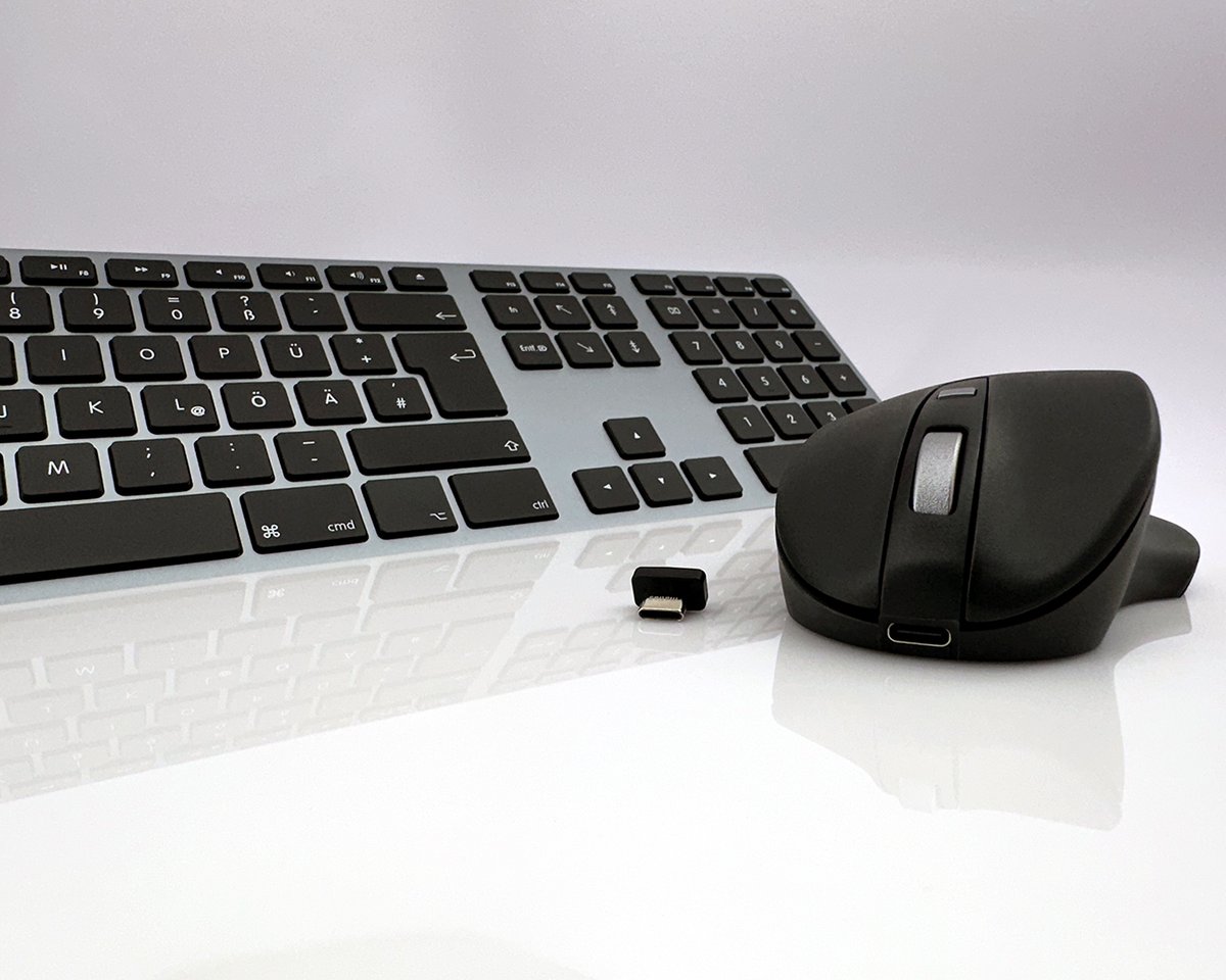 MatiasWorldwide's tweet photo. Coming soon...

#Wireless #USBC #Bluetooth #Matias #MatiasKeyboard #MacKeyboard #PCKeyboard #AppleKeyboard #MatiasMice #MatiasPBTmice #MatiasUSBCmice ⁣ https://t.co/Nia30ewNd7