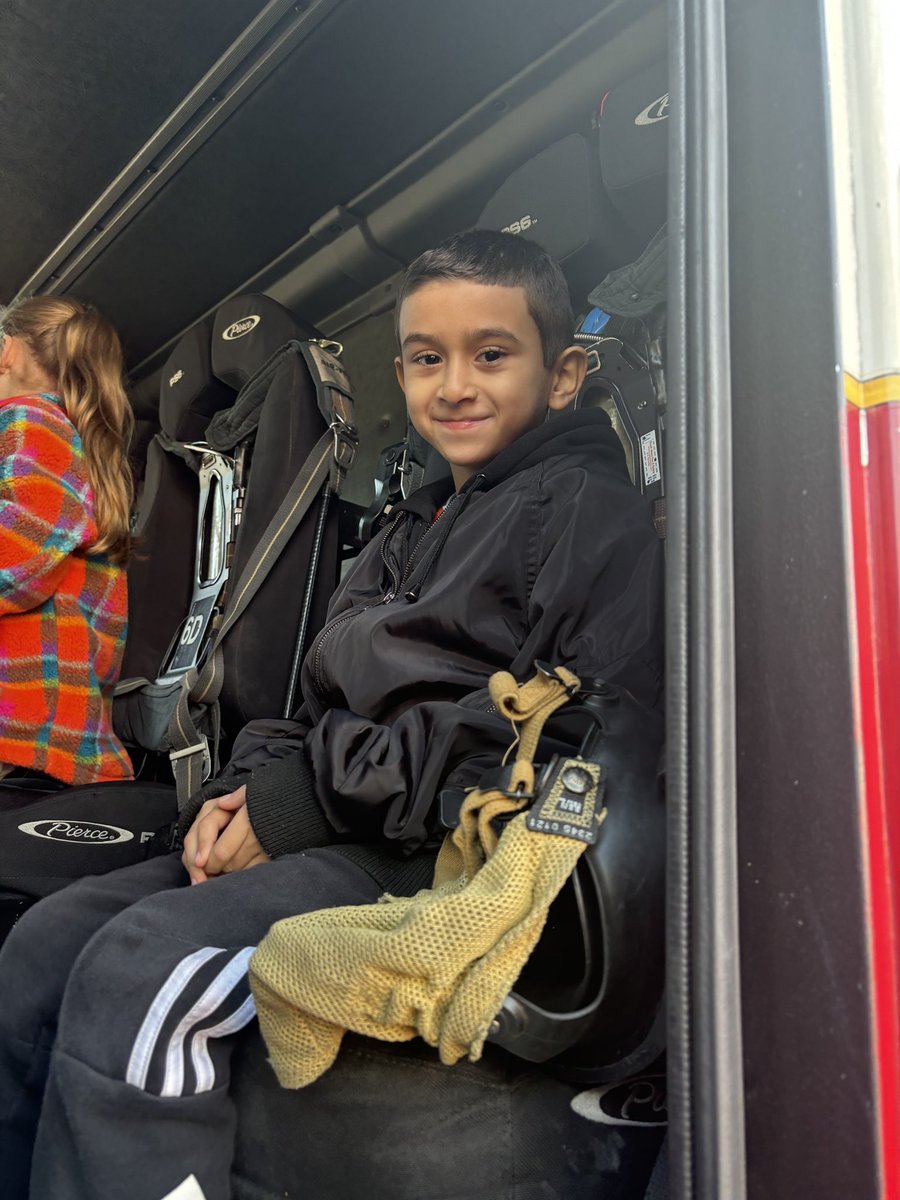 Some of the <a href="/pulaski_road/">Pulaski Road School</a> #ELLs got to see what a day in the life of a #firefighter is like. Thanks to the East Northport Fire Station for showing them the ropes!