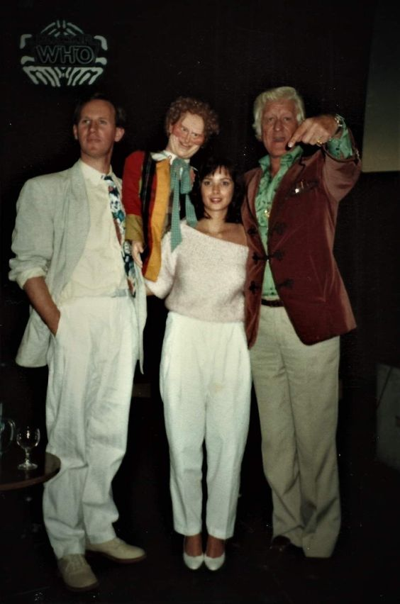 Jon Pertwee, Peter Davison, Nicola Bryant & Colin Baker at a event #DoctorWho #DrWho