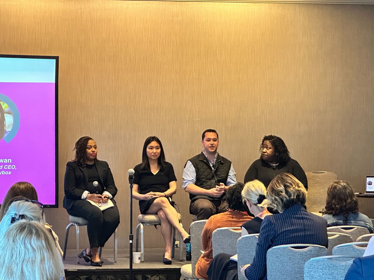 Amazing session facilitated by @akilahmallen, @jenny4dp, and @sherennabates on Designing with Evidence for entrepreneurs on funding, rapid cycle testing, and partnering with districts. @DrBaronDavis joined this session to provide a personal and district perspective.