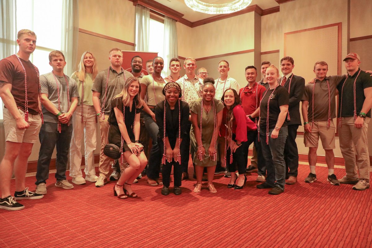 USC Veterans Alumni Council tweet media