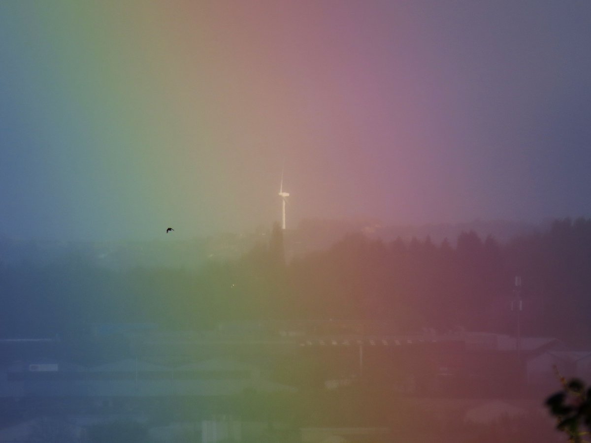 angegarrod's tweet image. Double #Rainbow today #ukweather  #opticaleffects  #atmosphericoptics