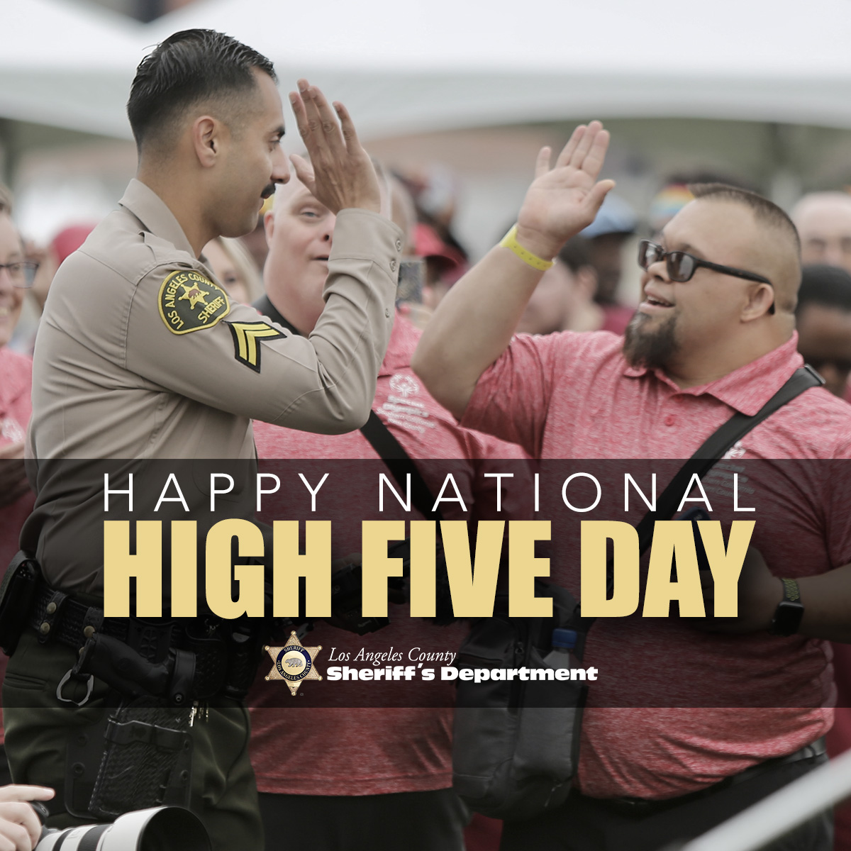 #NationalHighFiveDay is a reminder that every little success in life deserves a bit of celebration, the high five serves as a universal form of celebration! The Los Angeles Sheriff’s Department would like to join in spreading high fives and good vibes throughout the day! #LASDHQ