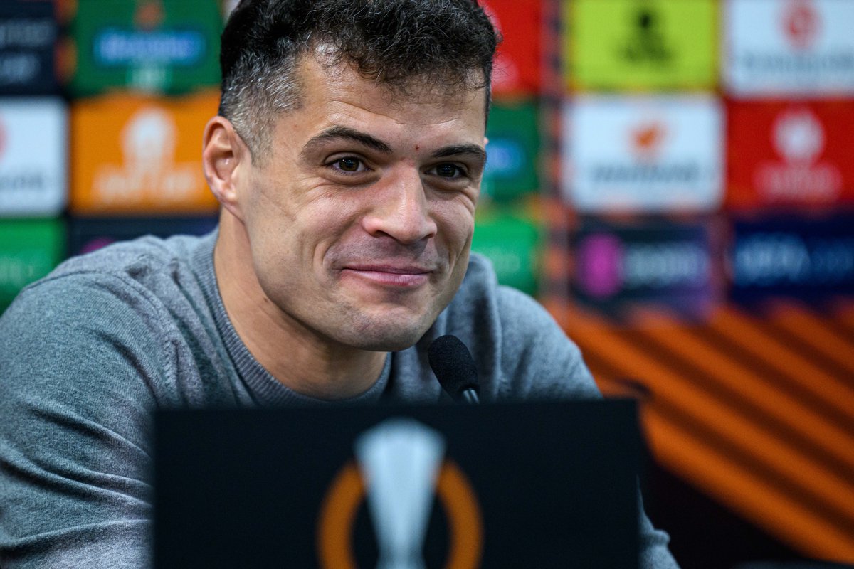 𝗣𝗿𝗲𝘀𝘀 𝗖𝗼𝗻𝗳𝗲𝗿𝗲𝗻𝗰𝗲 𝘃𝘀 @WestHam 💬 #Xhaka 'I have experienced playing here and tomorrow I am expecting a big crowd but with our home result we have the confidence to come here and get through to the next round.' #WHUB04 | #Bayer04 #UEL #aCROSSeurope