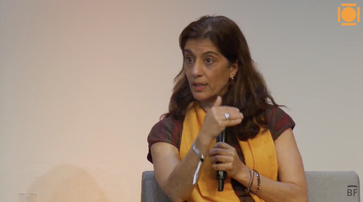 🗣️ @sanambna: “In this complex world of mediation, you need complex mixed teams, each of us has a different piece of the puzzle for the purpose of peace. Yet, peace negotiations often fail because we don’t have peace actors at the peace table, & peace actors tend to be women.”