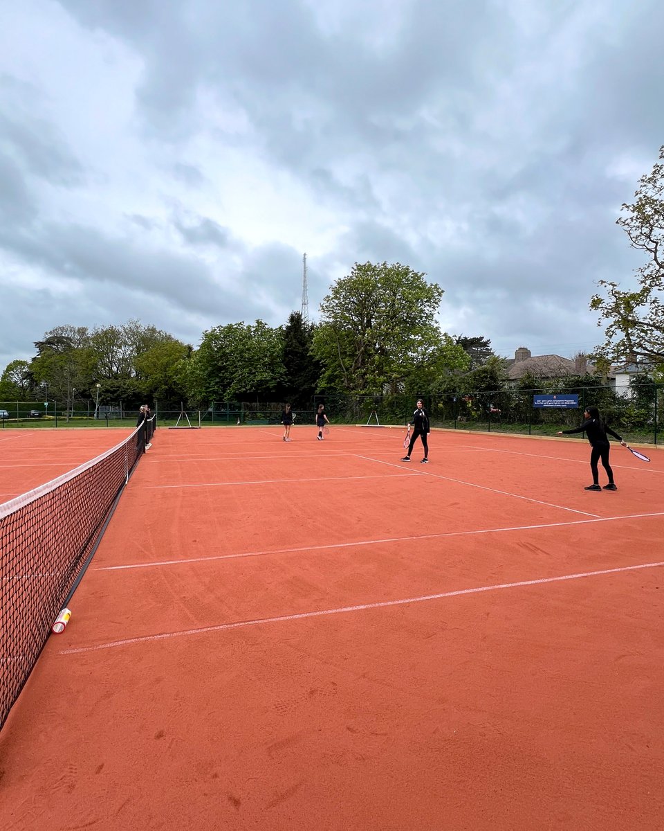 St. Laurence College (@stlaurencecoll2) on Twitter photo 🎾Congratulations to our first junior girls tennis team on their match today against Conleths at <a href="/ElmParkGolfClub/">Elm Park Golf & Sports Club</a> ! Our three doubles teams played phenomenally. Well done, team!👏
<a href="/lecheiletrust1/">Le Chéile Schools Trust</a> <a href="/Marianists/">The Marianists</a>
#GirlsTennis #Sports #TeamWork 🎾Congratulations to our first junior girls tennis team on their match today against Conleths at <a href="/ElmParkGolfClub/">Elm Park Golf & Sports Club</a> ! Our three doubles teams played phenomenally. Well done, team!👏
<a href="/lecheiletrust1/">Le Chéile Schools Trust</a> <a href="/Marianists/">The Marianists</a>
#GirlsTennis #Sports #TeamWork