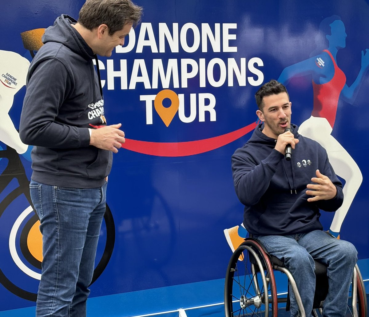 Clap de fin du @Danone Champions Tour ! Après avoir traversé 1200 communes liant les 24 sites de Danone et parcouru 4500 km, les relayeurs ont été accueillis au siège social à Rueil en présence d’athlètes tels que @sofyanemehiaoui qualifié pour les jeux de @Paris2024.