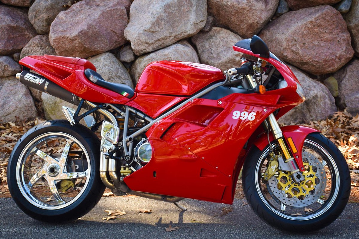 Now live at BaT Auctions: 2001 Ducati 996 Biposto. bringatrailer.com/listing/2001-d…