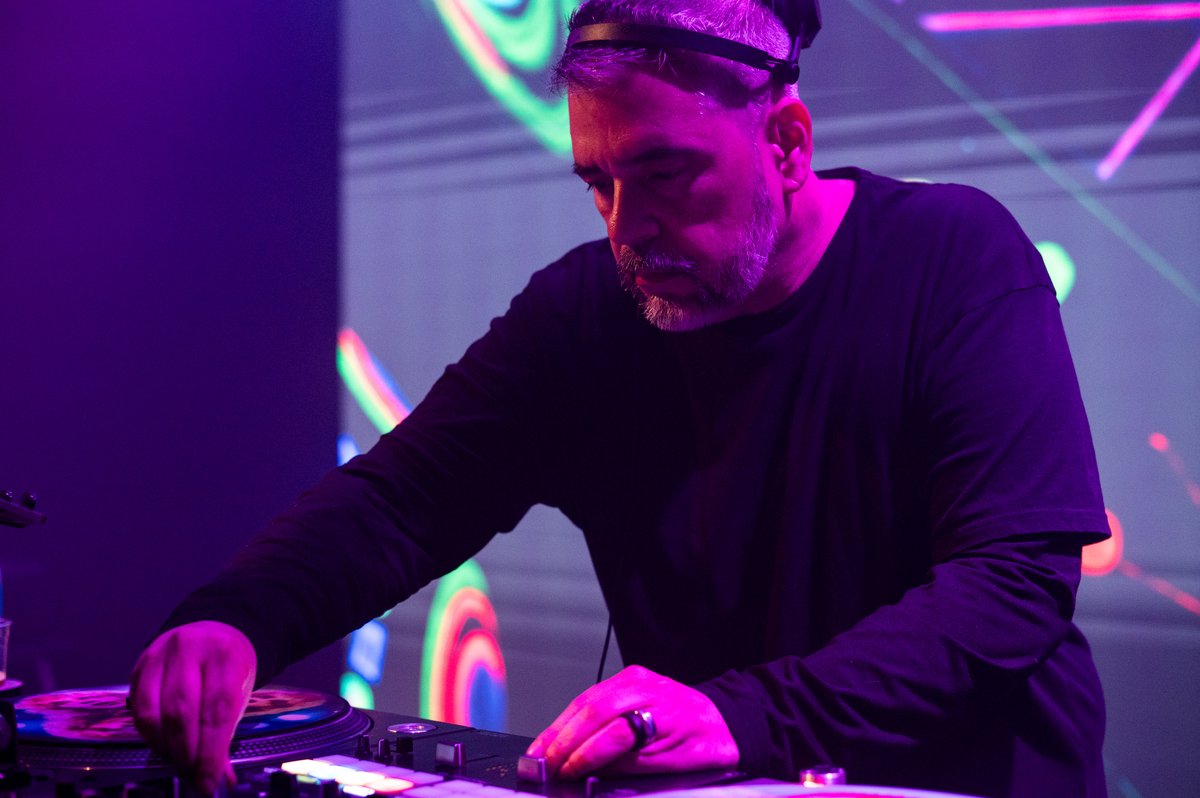 Opening for LTJ Bukem - photo by Alix Rico