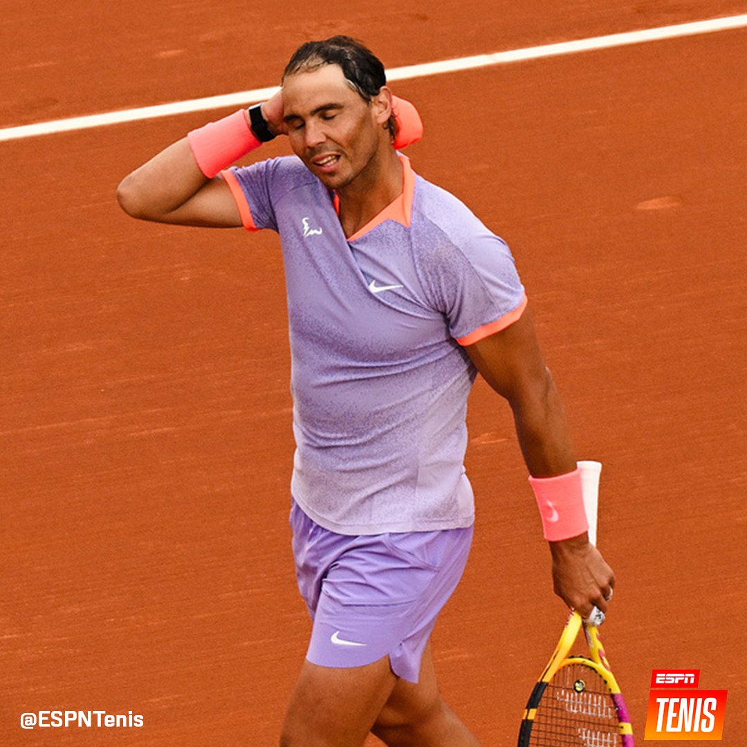 ESPNtenis's tweet photo. "Si hay un torneo donde vale la pena darlo todo y morir es en #RolandGarros"

🗣️ Rafael Nadal https://t.co/NUiTXxTpIh