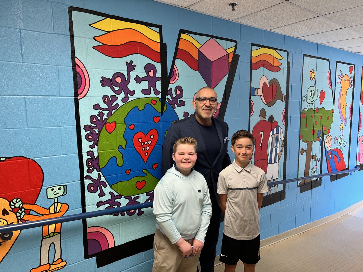 This morning, I met with students and staff at @JamestownAPS as part of my spring school visits. Students presented to judges for the Chesapeake Bay Watershed Project. Principal Michelle McCarthy took a climb on the wall and students visited the book fair. It was a busy morning!